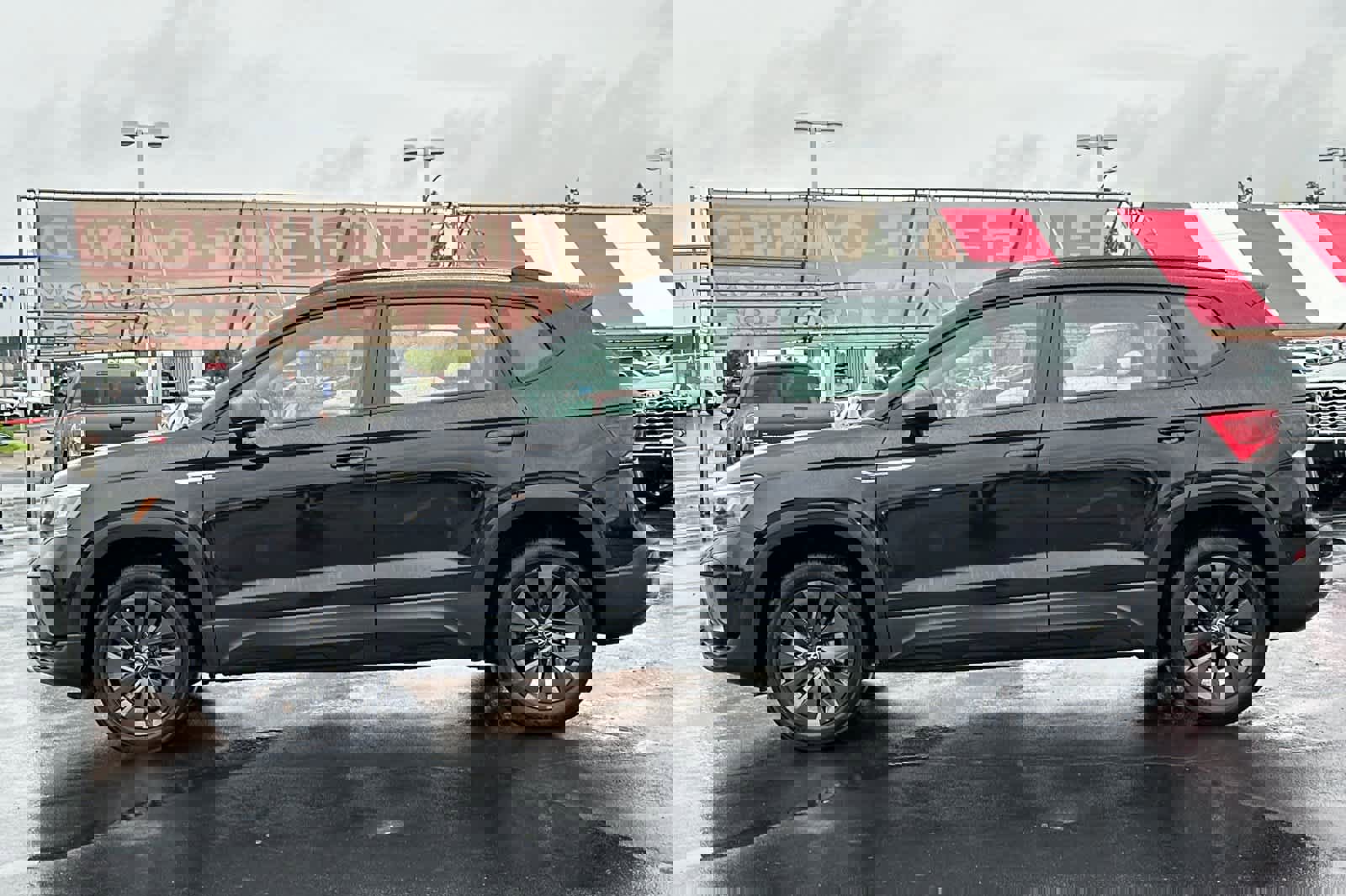 Used 2024 Volkswagen Taos S image 9