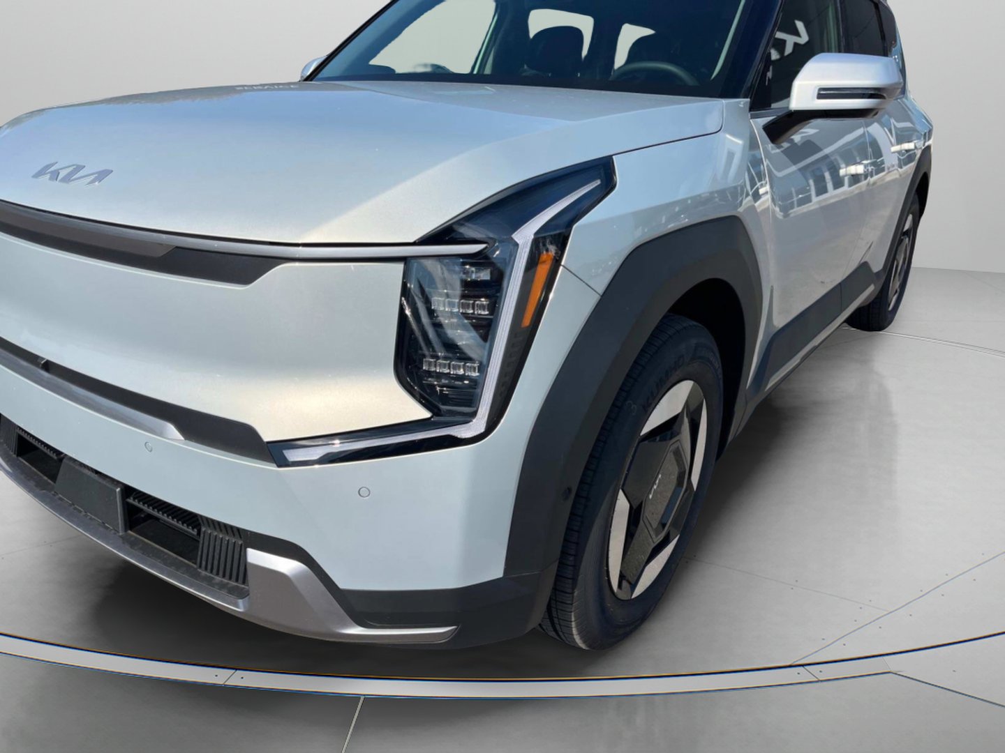 New 2026 Kia EV9 Wind image 4