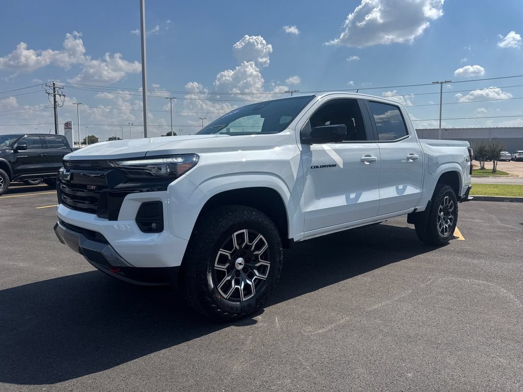 New 2026 Chevrolet Colorado Z71 w/ Technology Package AWD/4WD image 2