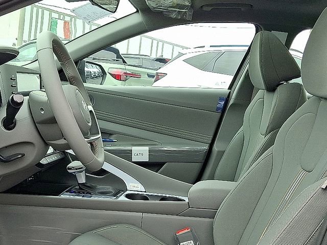 New 2026 Hyundai Elantra SEL Sport image 6