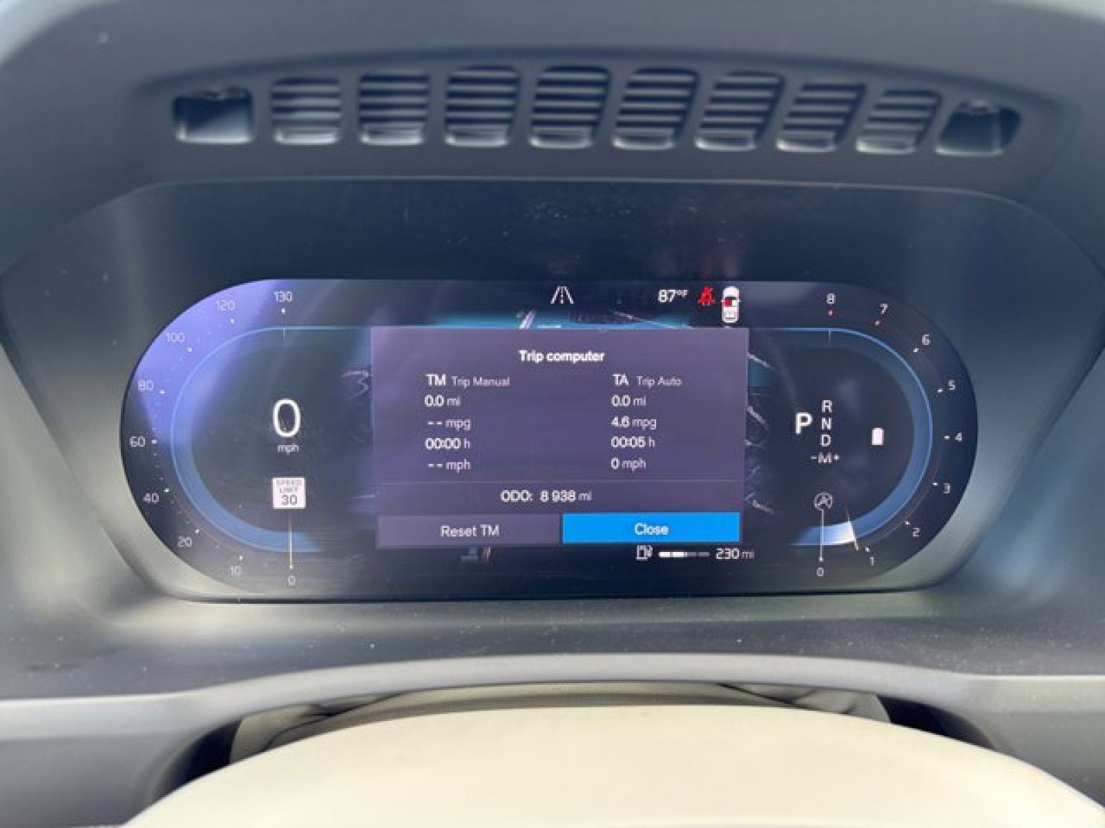 Used 2023 Volvo XC90 B6 Ultimate w/ Protection Package image 25