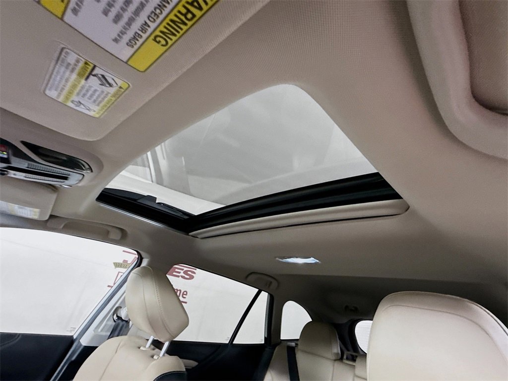 Used 2020 Subaru Outback Limited w/ Popular Package #2 image 11