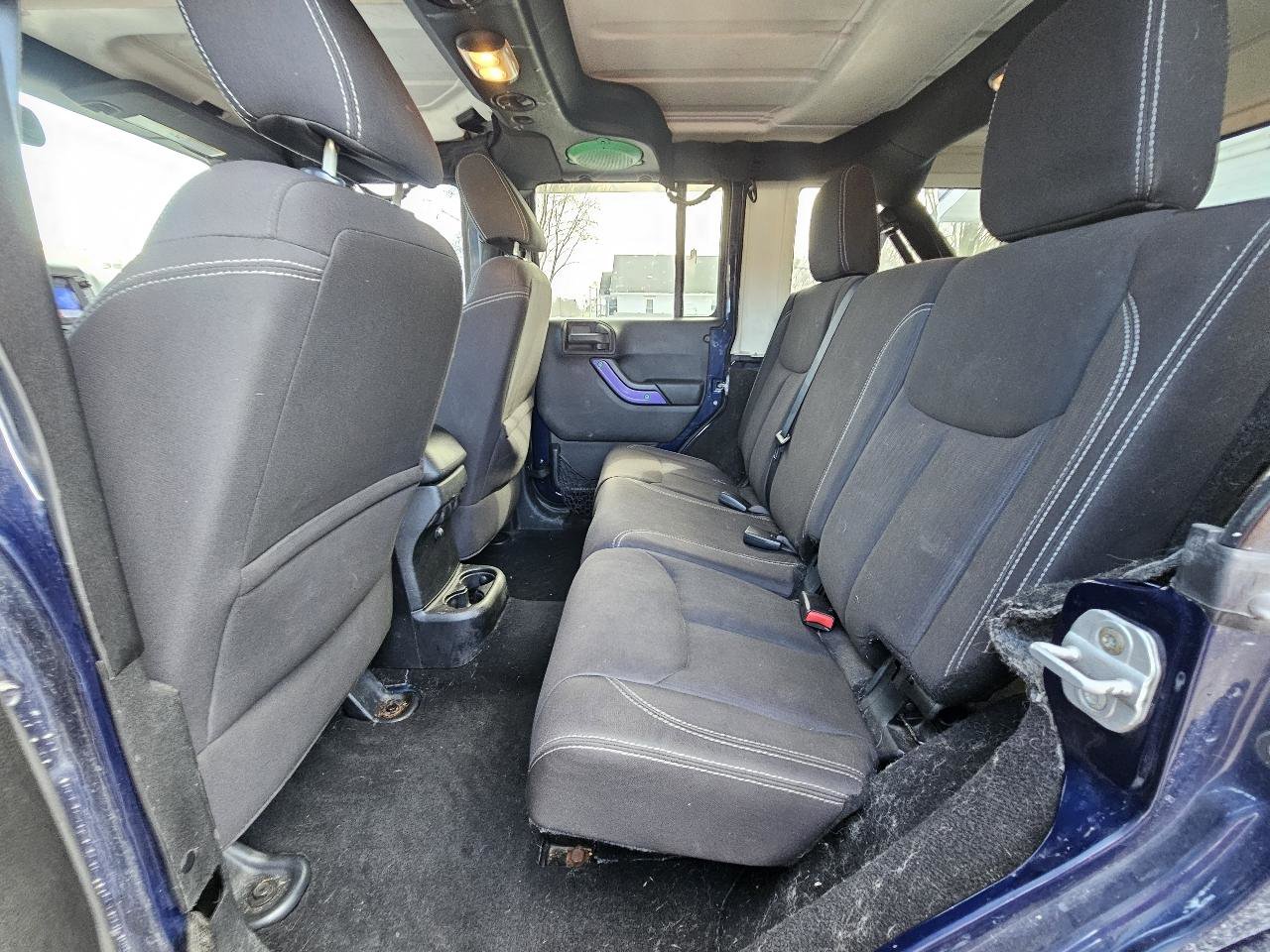 Used 2013 Jeep Wrangler Unlimited Sahara image 19