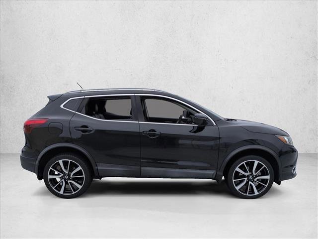Used 2017 Nissan Rogue Sport SL FWD image 4