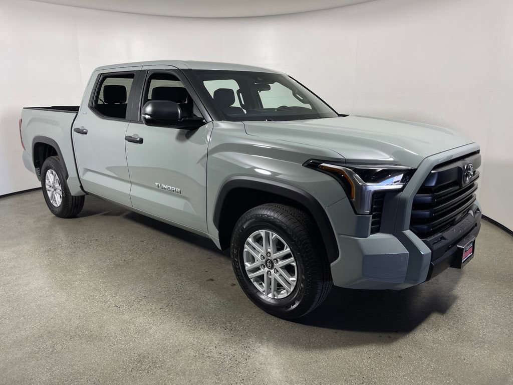 New 2026 Toyota Tundra SR5