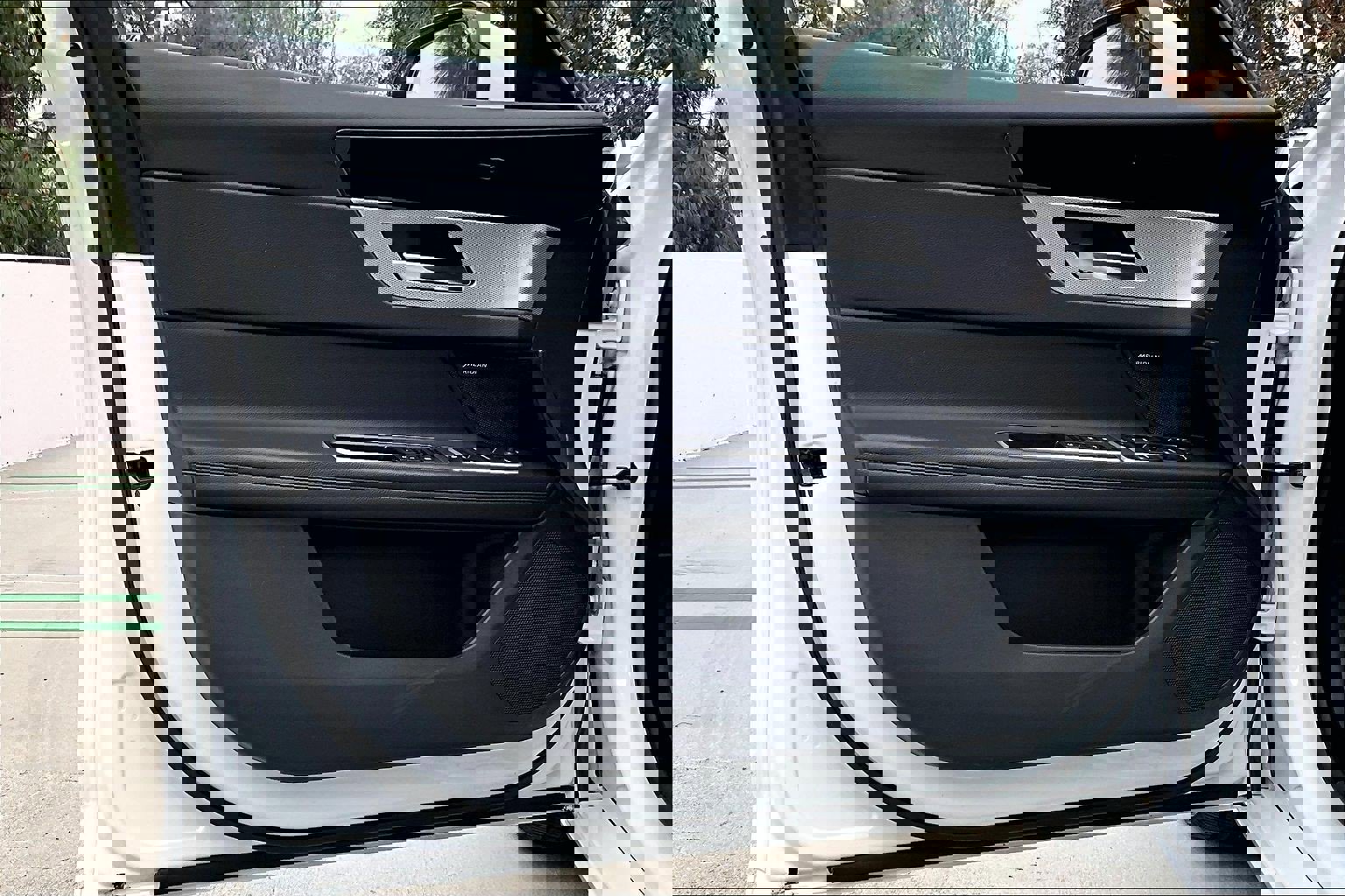 Used 2019 Jaguar XF Prestige image 27