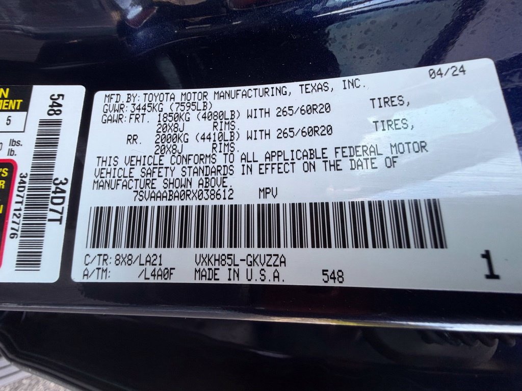 Used 2024 Toyota Sequoia Platinum AWD/4WD image 58