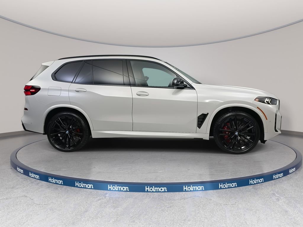 New 2026 BMW X5 M60i image 4