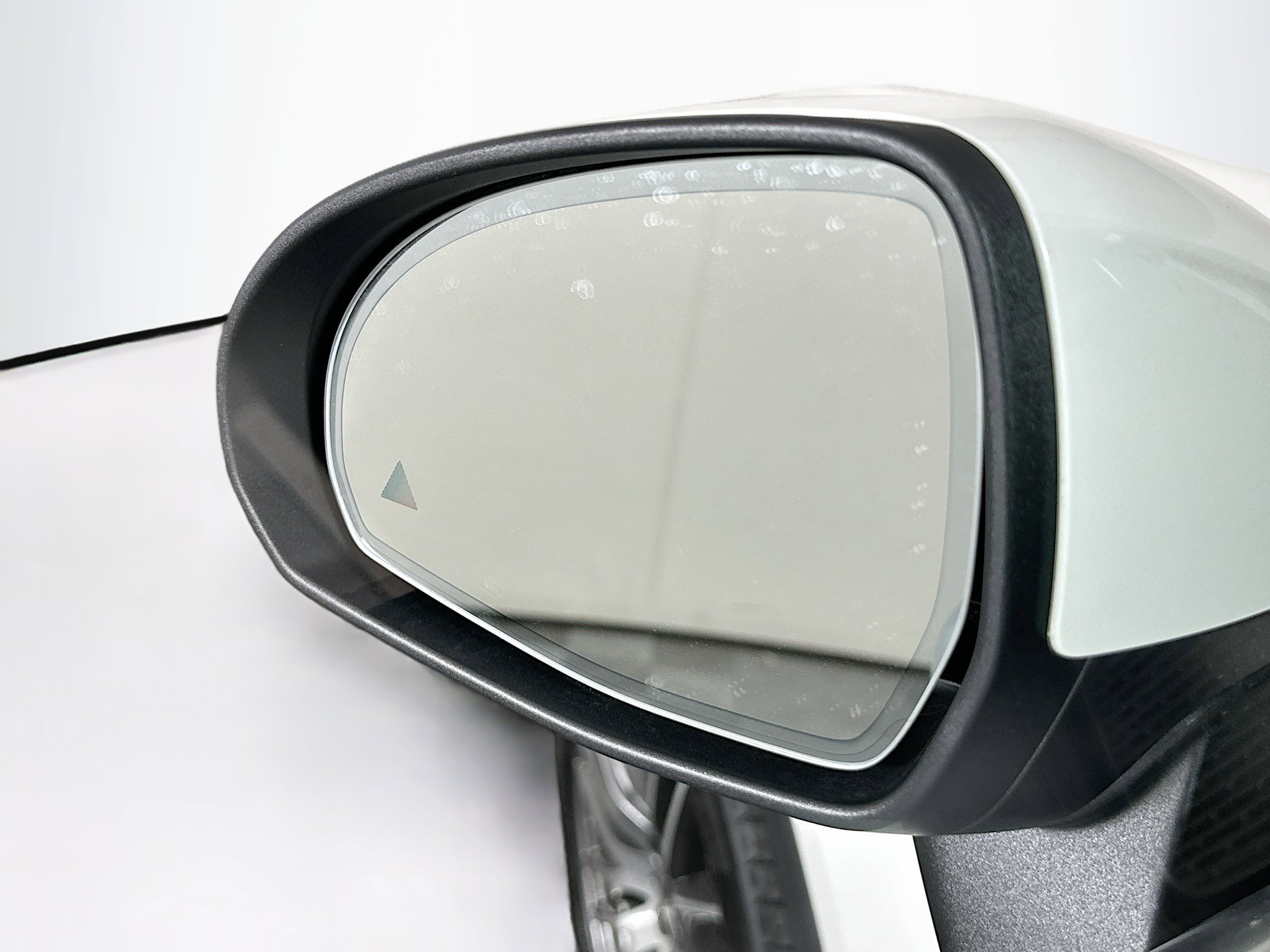 Used 2025 Mercedes-Benz GLC 300 image 16