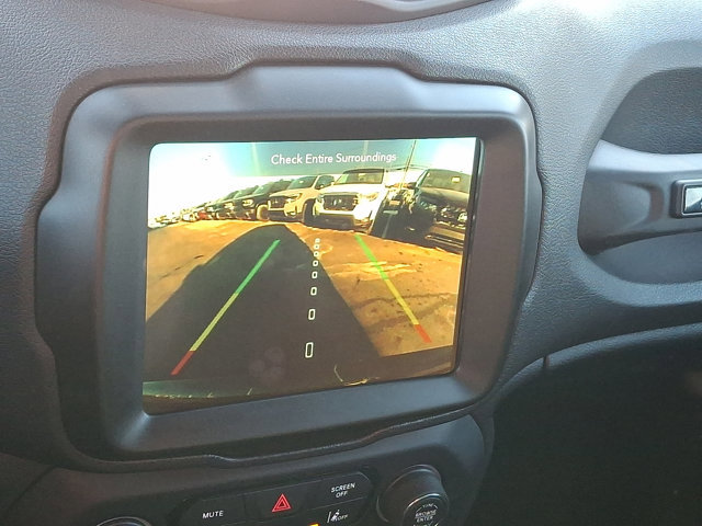 Used 2021 Jeep Renegade Latitude image 18