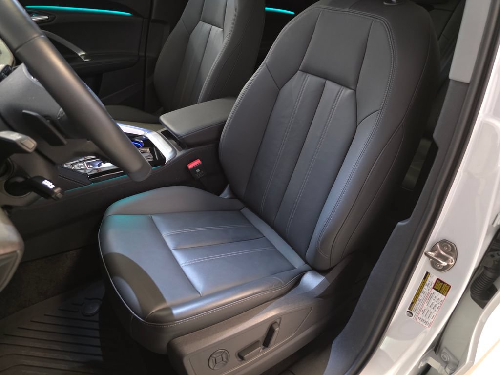 Certified 2025 Audi Q5 Premium w/ Convenience Package AWD/4WD image 25