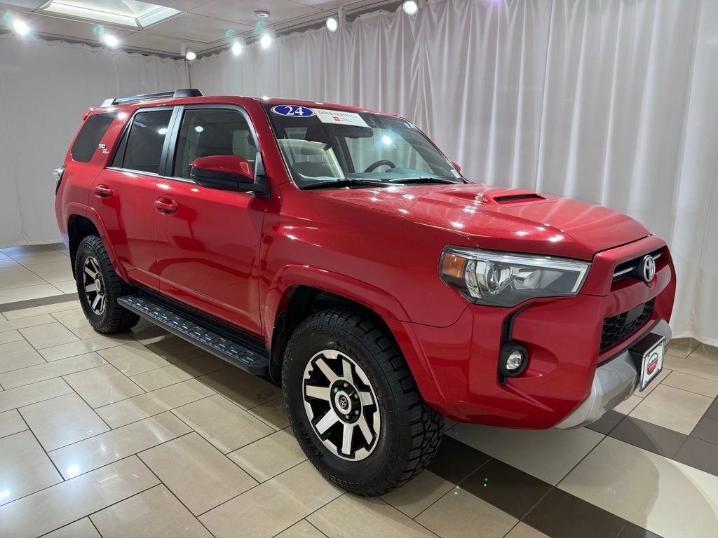 Certified 2024 Toyota 4Runner TRD Off-Road AWD/4WD image 7
