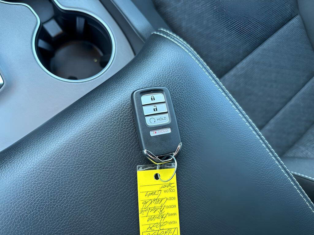 Used 2024 Honda Ridgeline Sport image 31