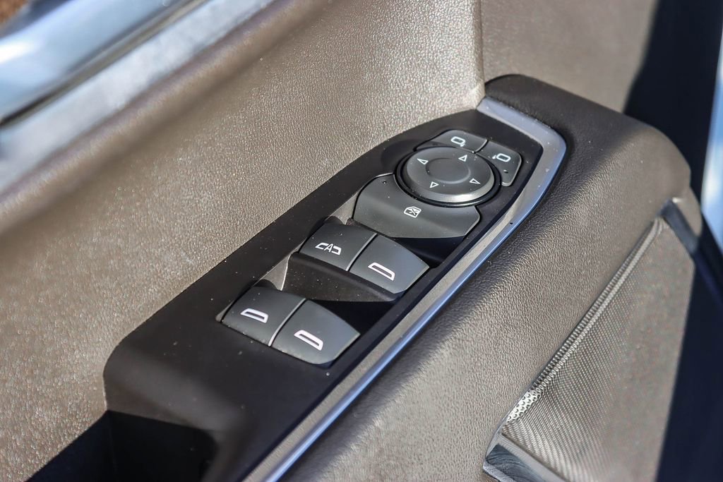 Used 2022 Chevrolet Silverado 1500 LT image 42