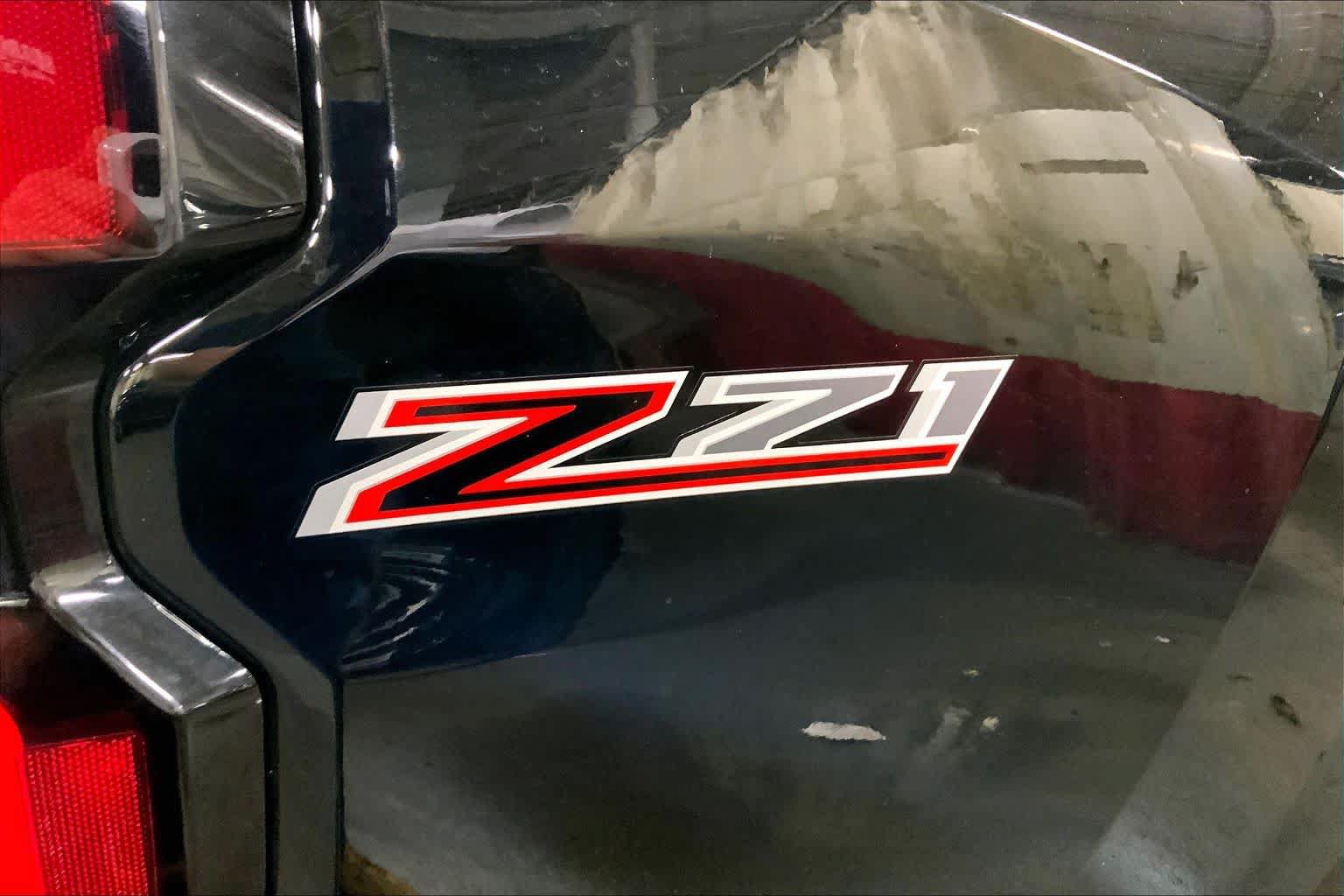 Used 2023 Chevrolet Colorado Z71 w/ Z71 Convenience Package 2 AWD/4WD image 10