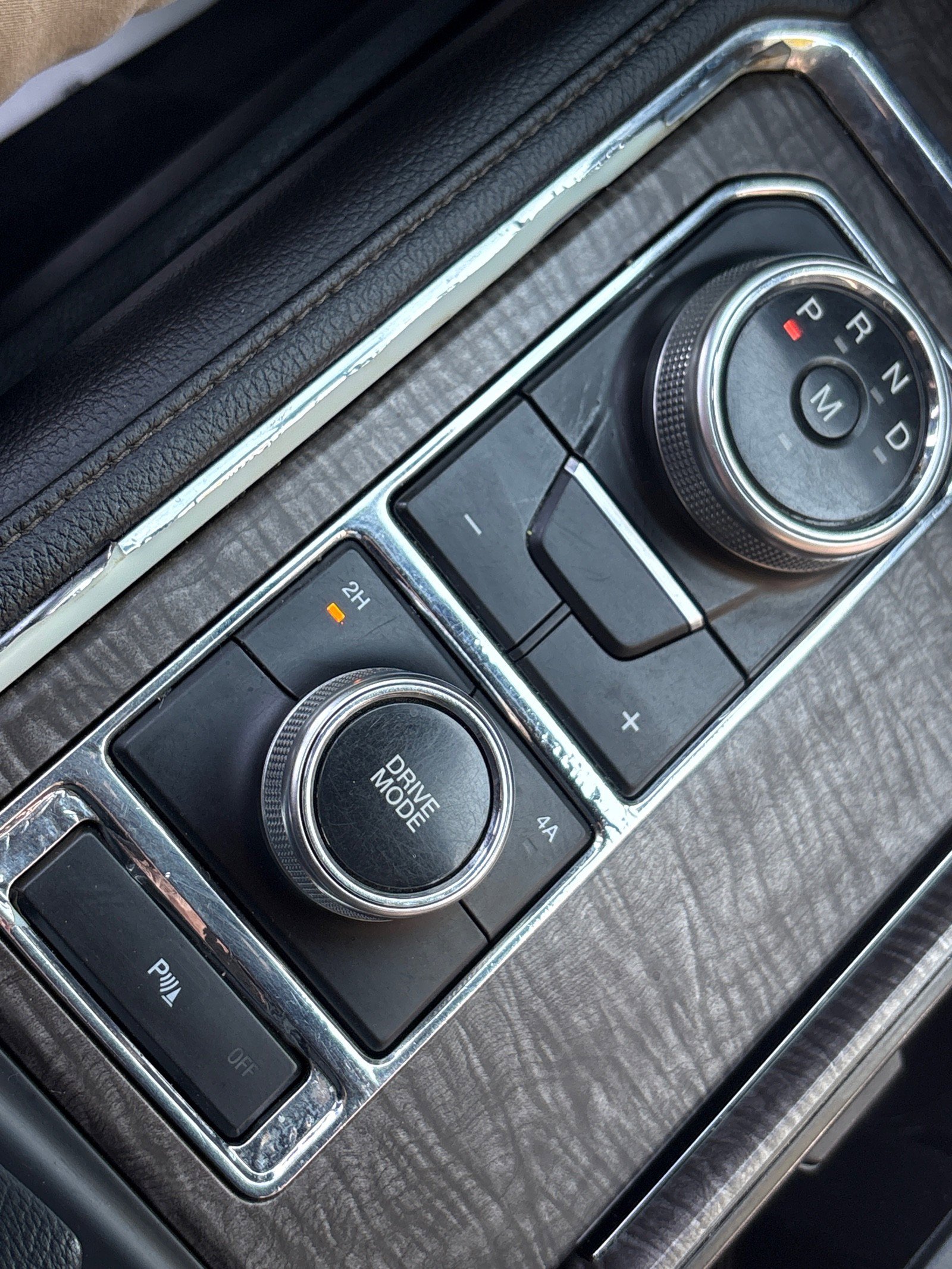 Used 2019 Ford Expedition Max Limited image 23