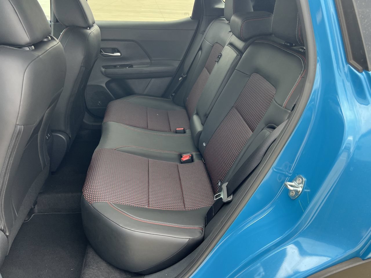 New 2026 Nissan Kicks SR FWD image 14