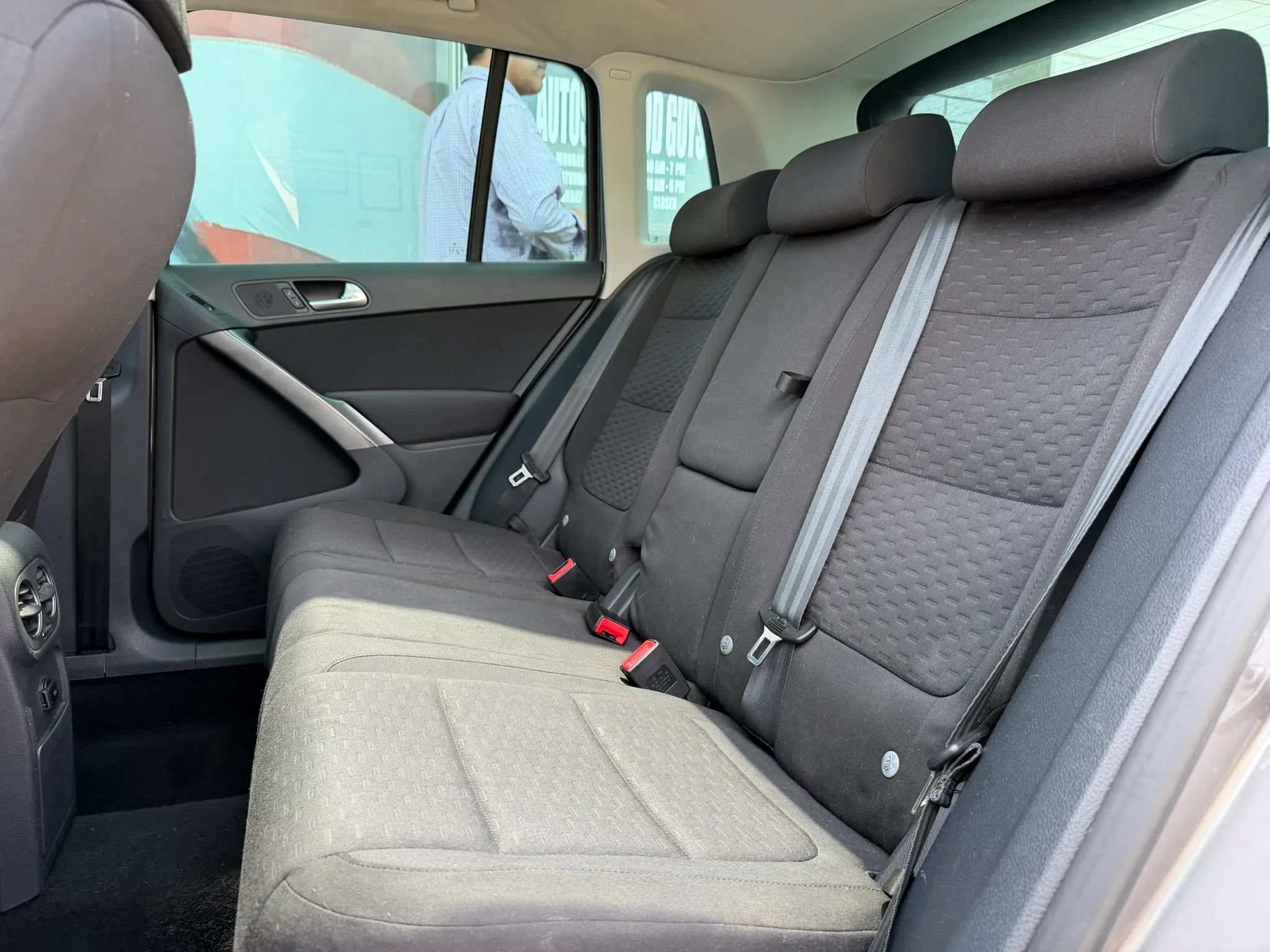 Used 2009 Volkswagen Tiguan S FWD image 10
