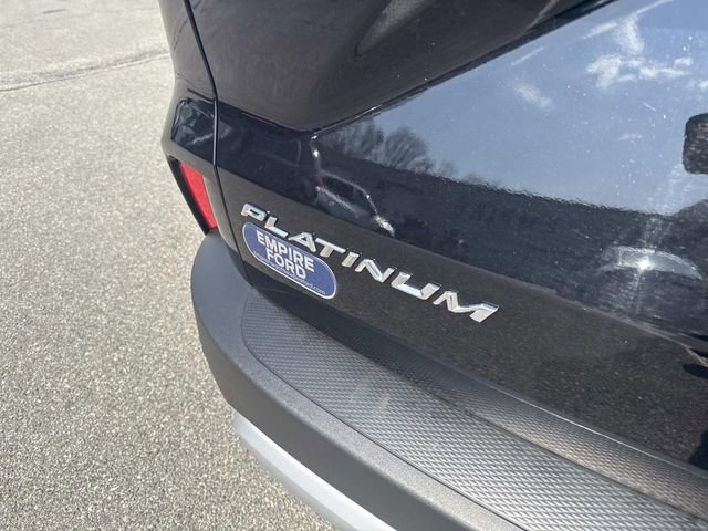 Used 2025 Ford Escape Platinum AWD/4WD image 5