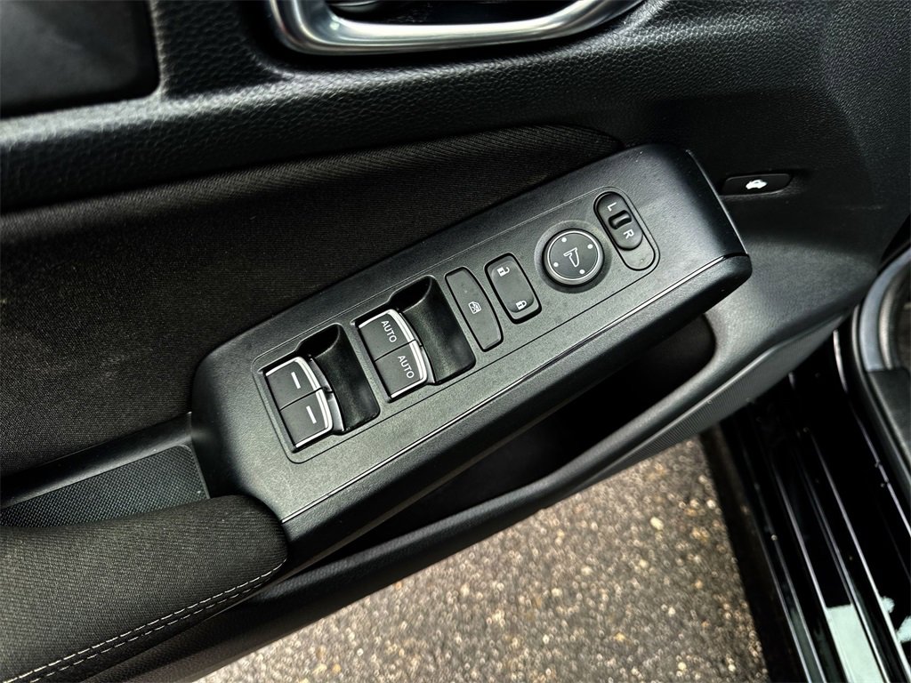 Used 2025 Honda Civic Sport image 13