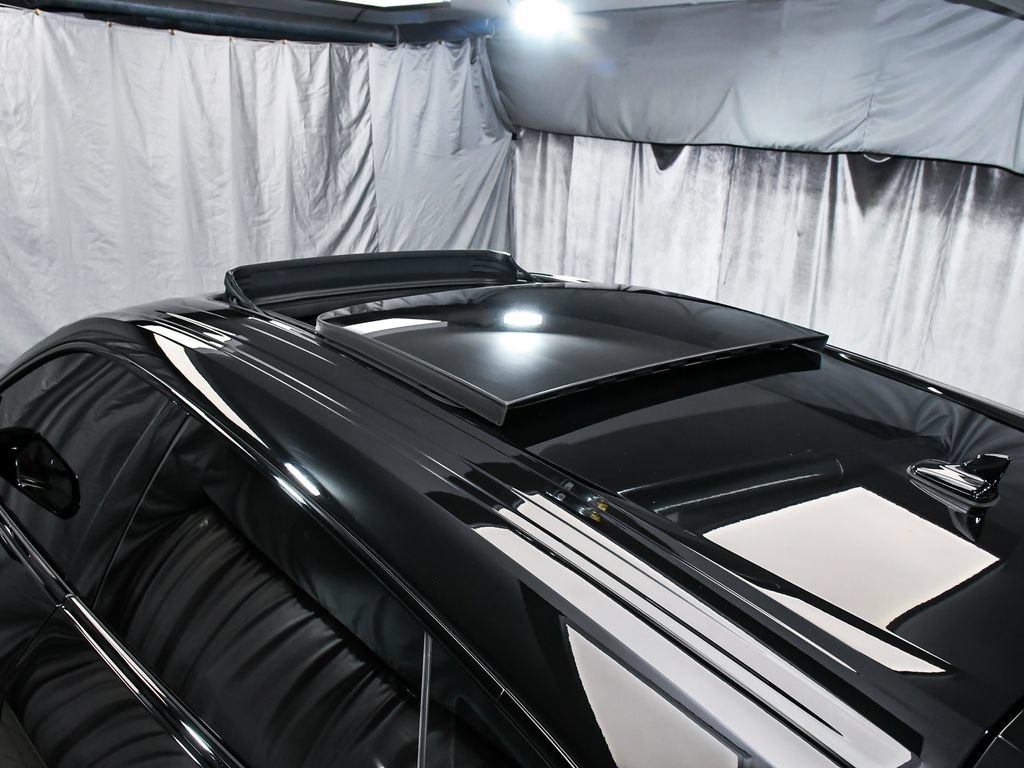 Used 2022 Lamborghini Urus AWD/4WD image 83