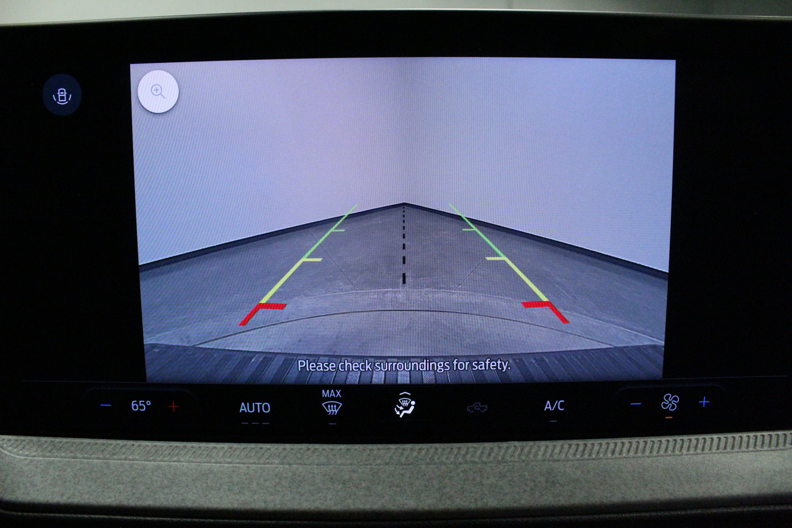 Used 2025 Ford Maverick XLT FWD image 27