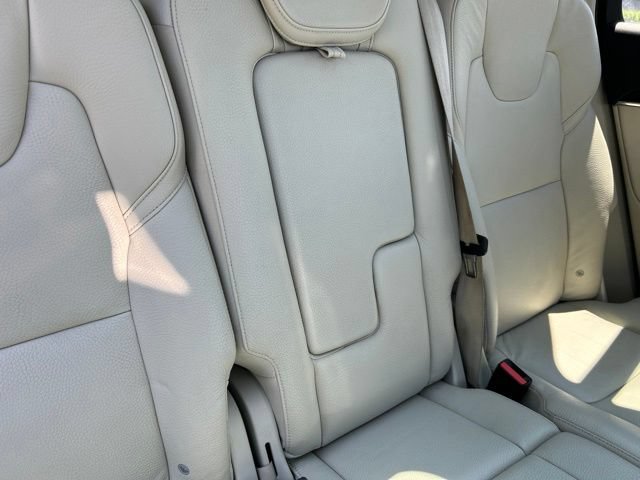 Used 2017 Volvo XC90 T6 Momentum w/ Convenience Package AWD/4WD image 49