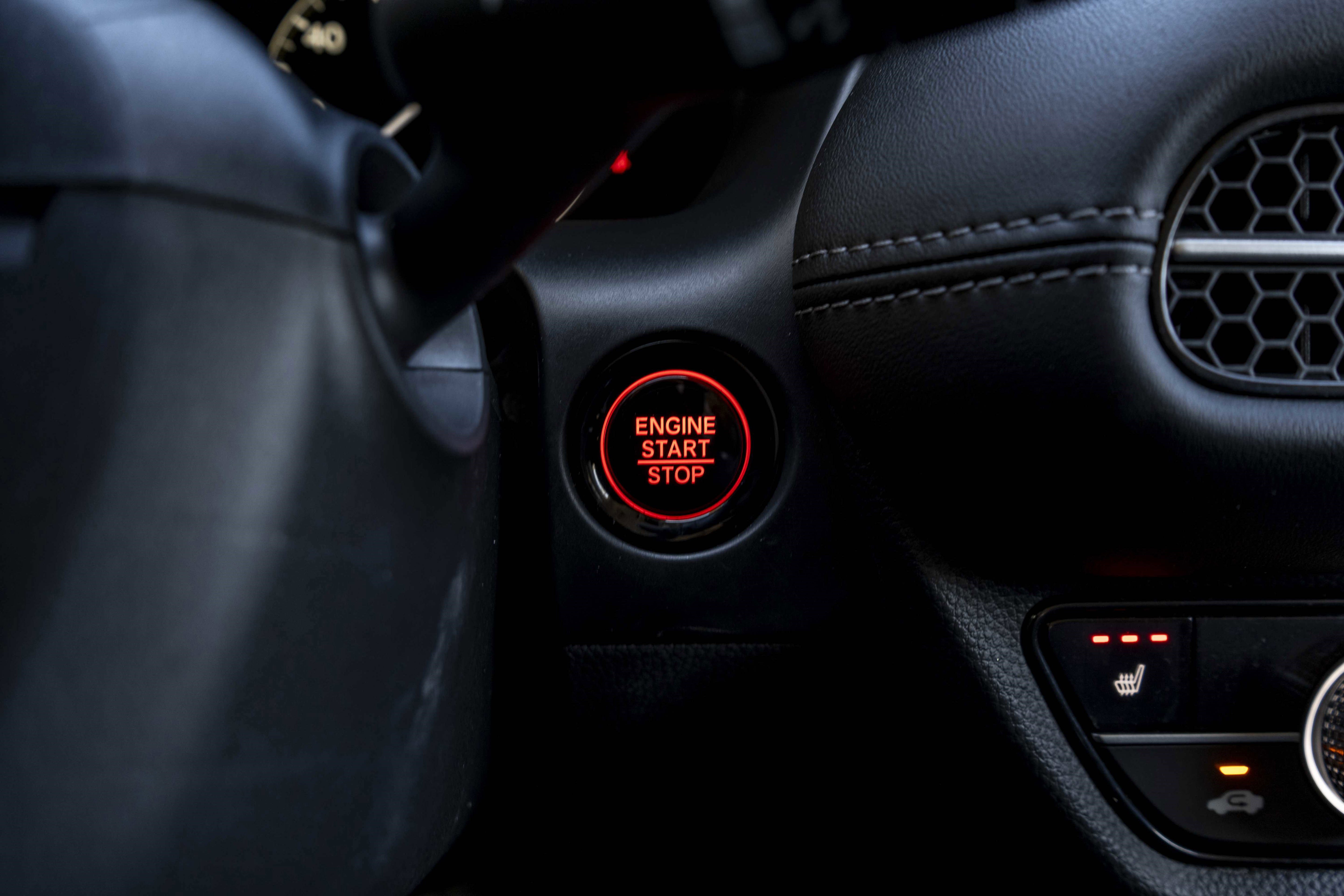 Used 2025 Honda HR-V EX-L image 25