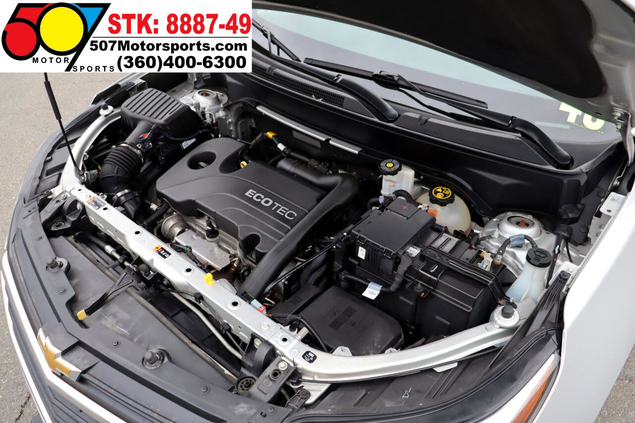 Used 2021 Chevrolet Equinox LT w/ Driver Convenience Package image 22