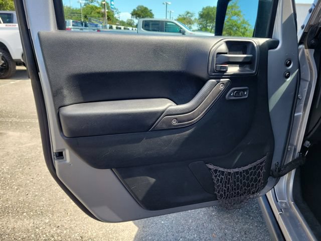 Used 2017 Jeep Wrangler Sport AWD/4WD image 19