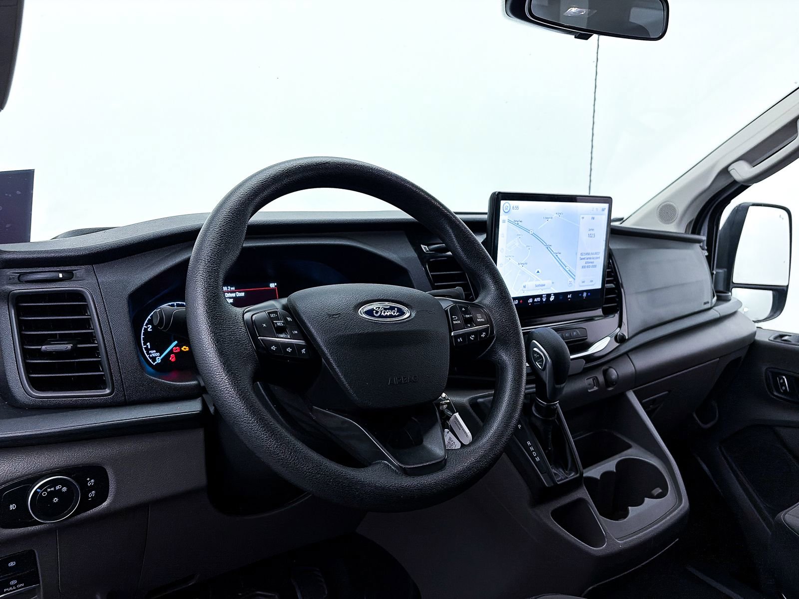 Used 2023 Ford Transit 350 XLT image 18