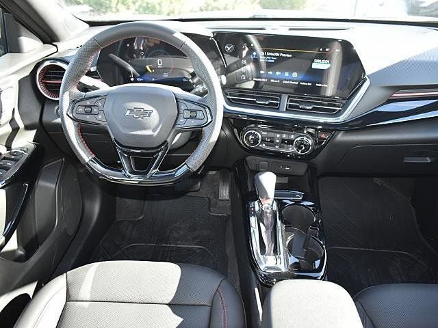 New 2026 Chevrolet Trax RS w/ Sunroof Package image 9