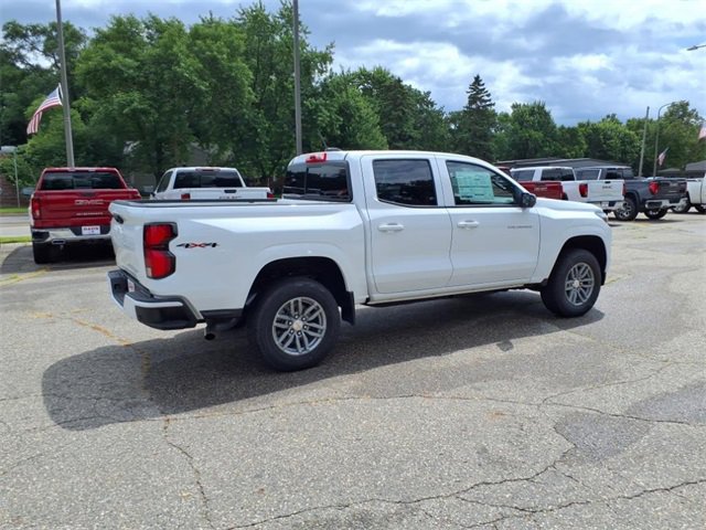 New 2025 Chevrolet Colorado LT w/ LT Convenience Package image 3