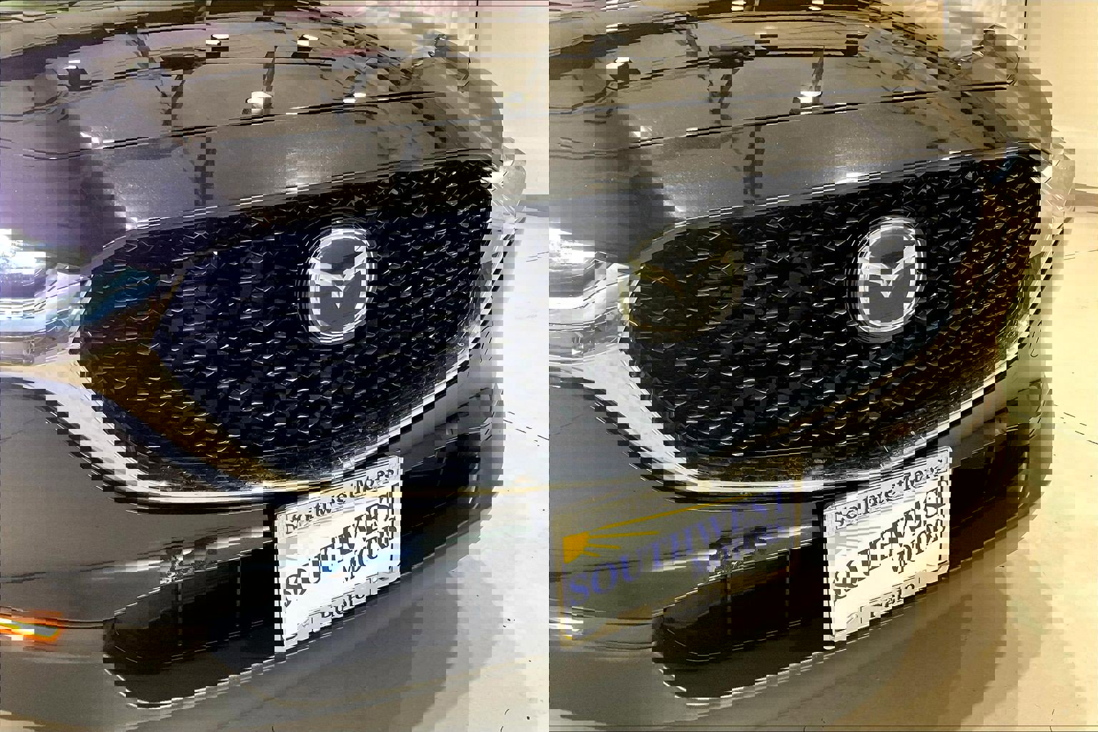 Used 2024 MAZDA CX-30 AWD 2.5 S w/ Premium Package image 32