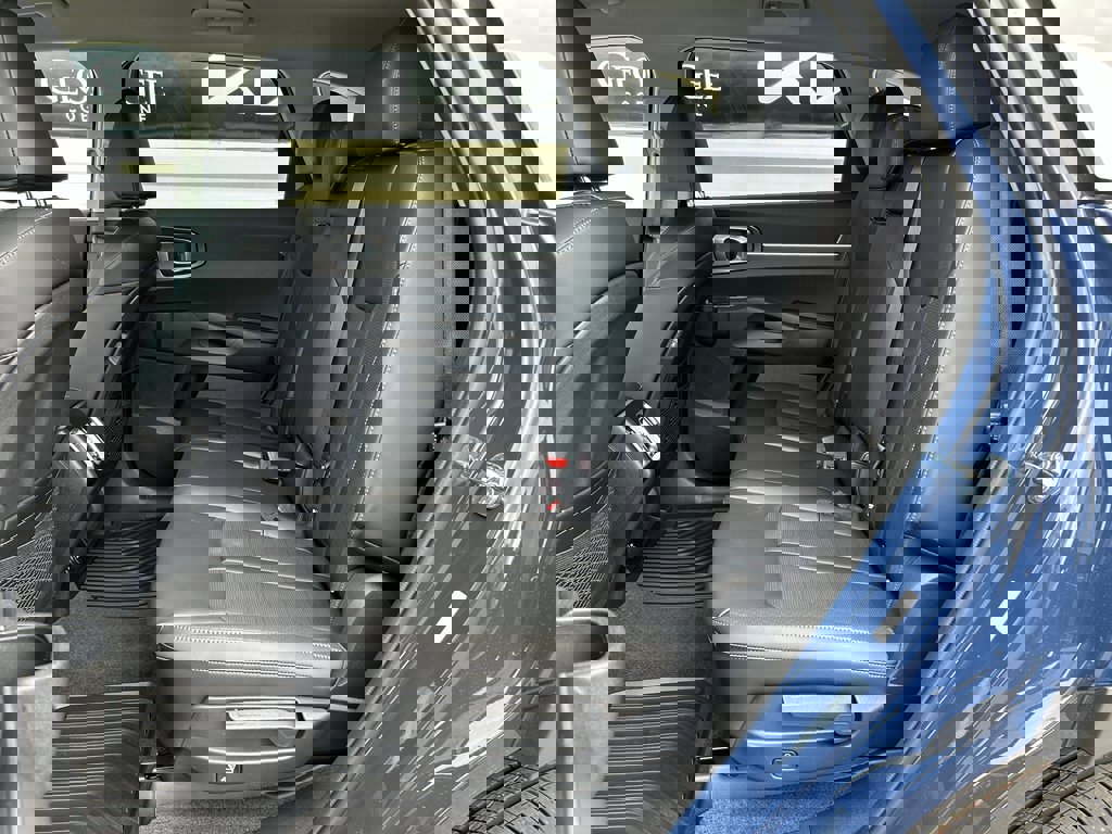 New 2026 Kia Sorento S image 12