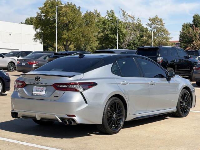 Used 2024 Toyota Camry XSE FWD image 4
