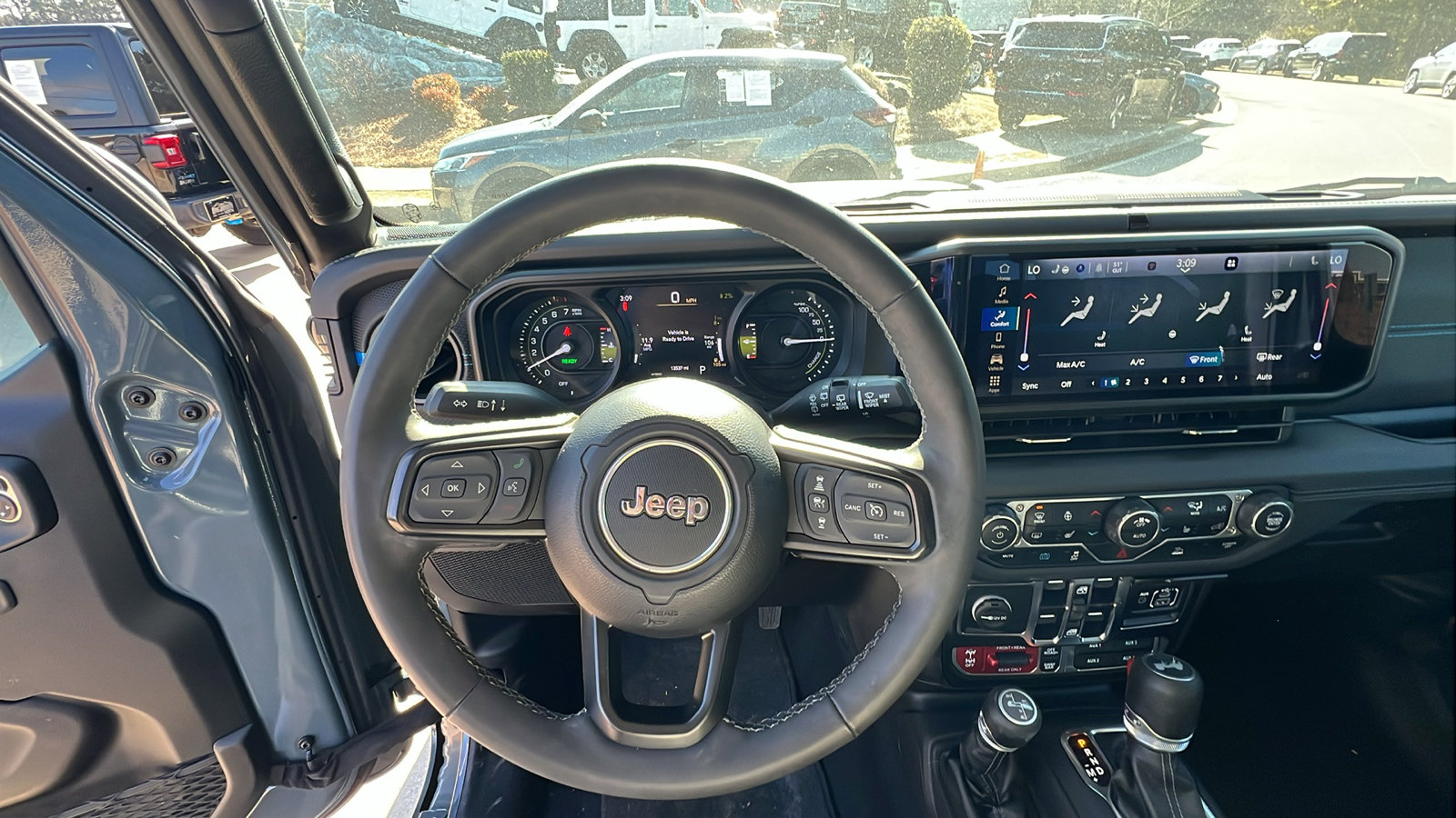 Used 2025 Jeep Wrangler Unlimited Rubicon 4xe w/ Convenience Group image 23