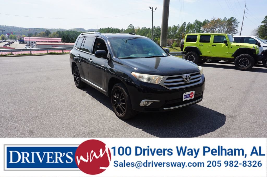 Used 2013 Toyota Highlander Limited image 1