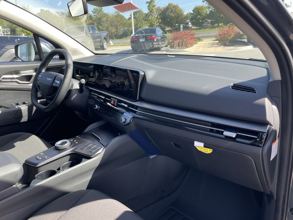 New 2026 Kia Sportage LX image 27