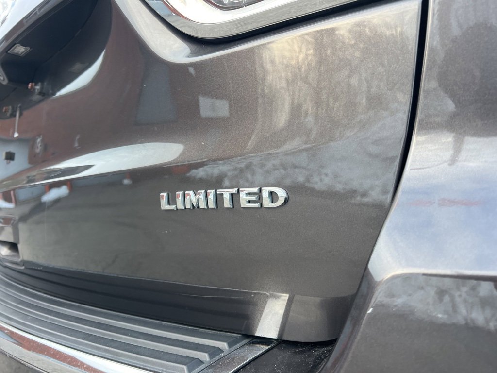 Used 2018 Jeep Grand Cherokee Limited image 9