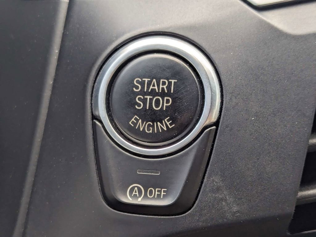 Used 2019 BMW X3 sDrive30i w/ Driving Assistance Package image 31