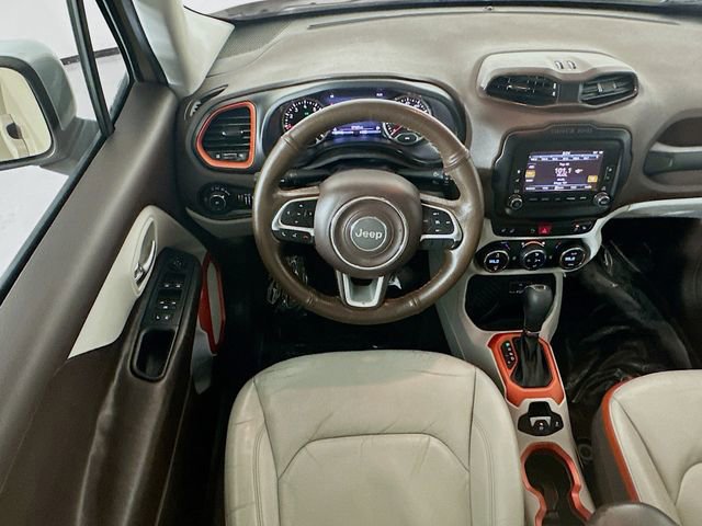 Used 2016 Jeep Renegade Limited FWD image 21