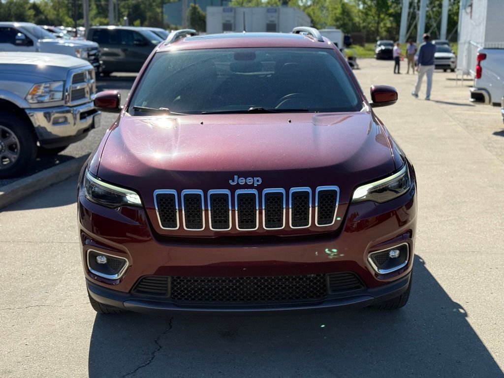 Used 2019 Jeep Cherokee Limited AWD/4WD image 3
