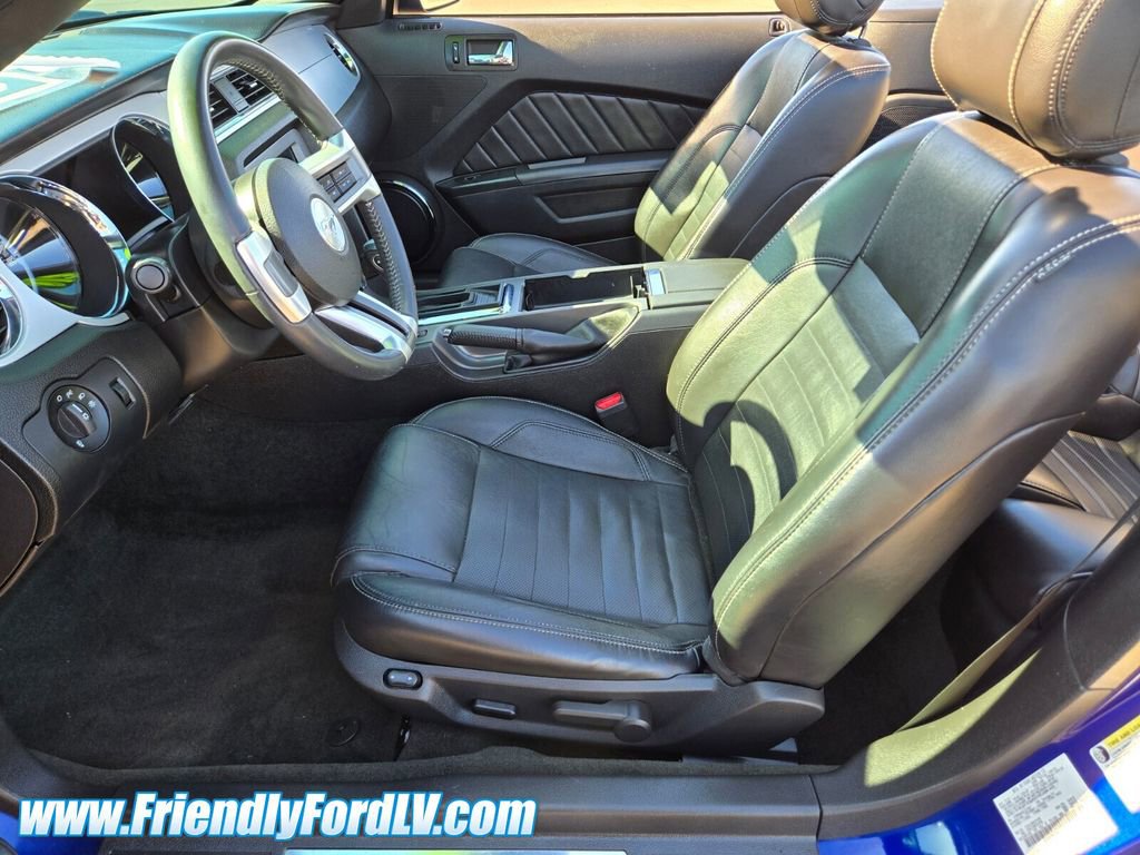 Used 2013 Ford Mustang Premium RWD image 8