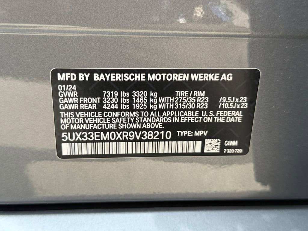 Used 2024 BMW X7 M60i w/ Executive Package image 28