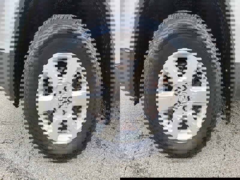 Used 2011 Honda Element EX image 30