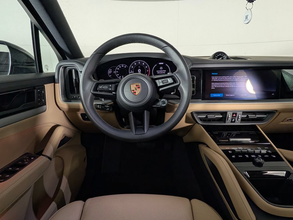 Certified 2026 Porsche Cayenne Coupe AWD/4WD image 21