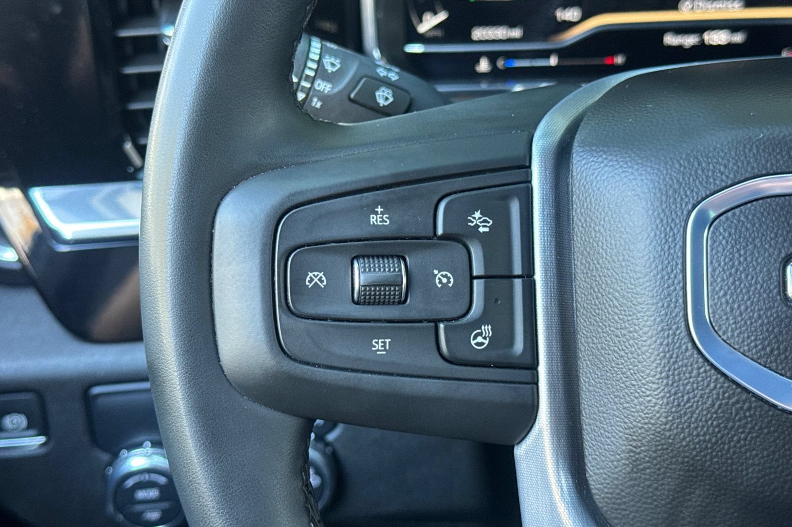 Used 2024 GMC Sierra 1500 SLE RWD image 34