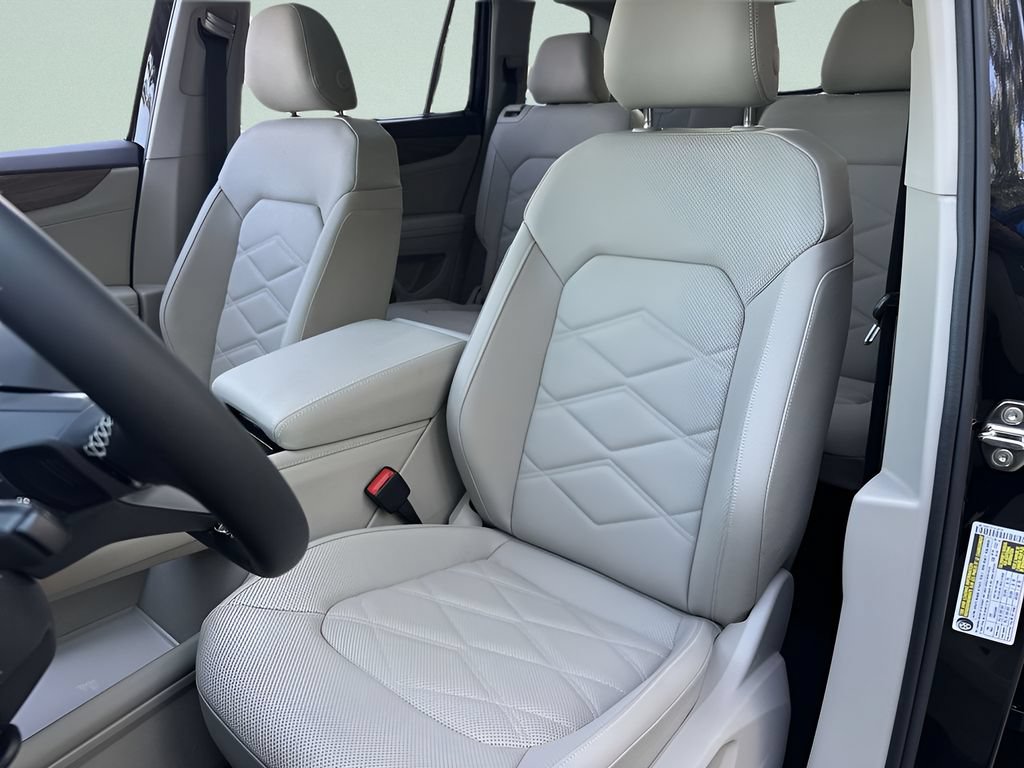 New 2026 Volkswagen Atlas SE FWD image 11