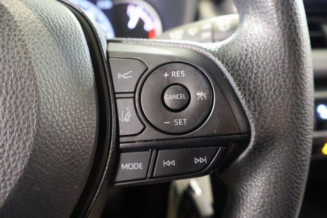 Certified 2024 Toyota RAV4 LE AWD/4WD image 19